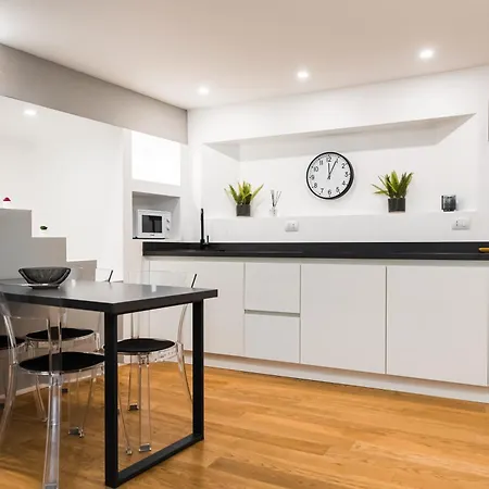 Lilli House - In The Heart Of Apartment