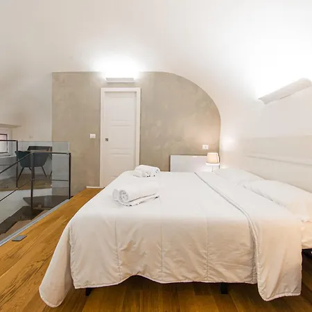 Lilli House - In The Heart Of *