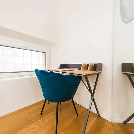 Lilli House - In The Heart Of Apartment *