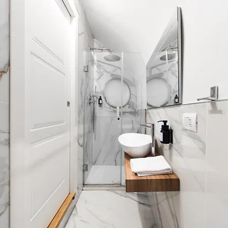 Apartment Lilli House - In The Heart Of Bologna