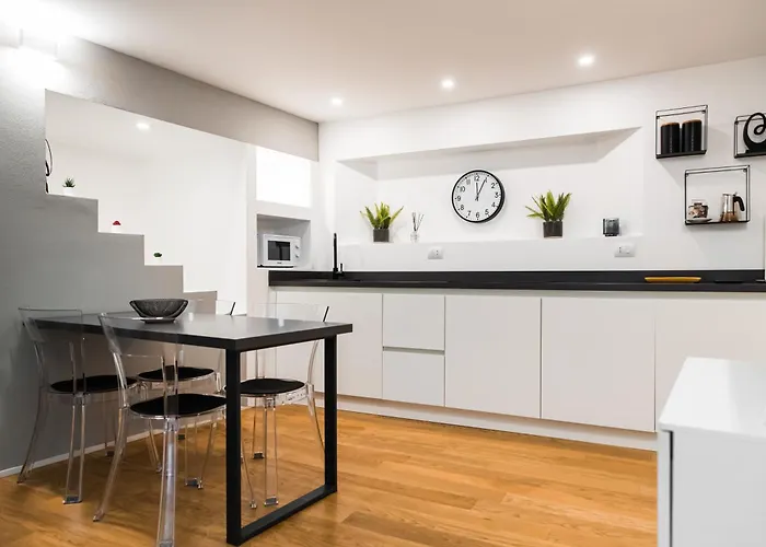 Lilli House - In The Heart Of 아파트