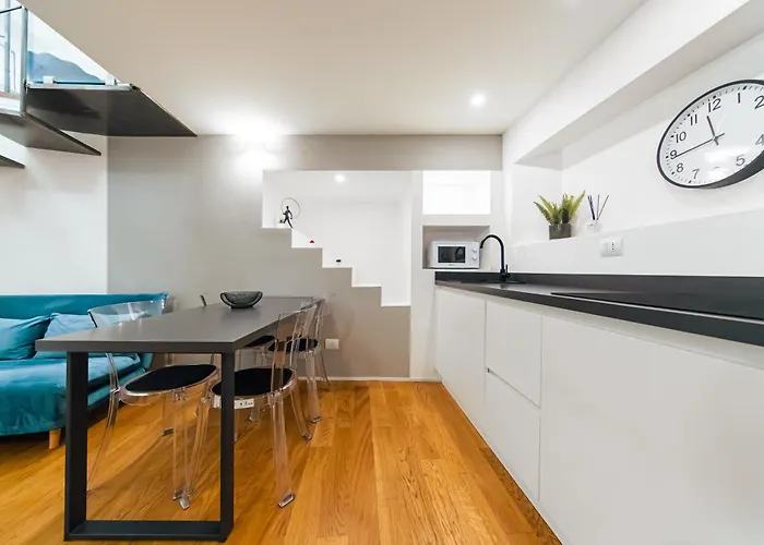 Lilli House - In The Heart Of