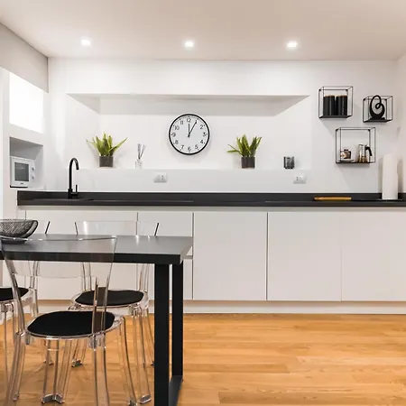 Lilli House - In The Heart Of *